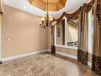 1275 Tuckaway Drive