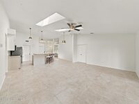 423 Vizcaya Court