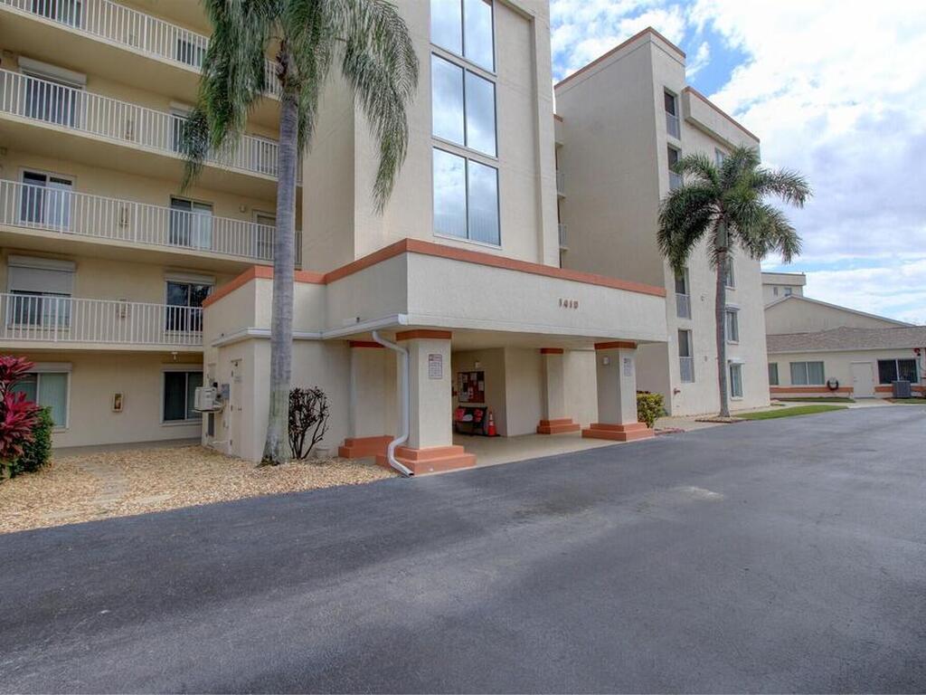 1515 Huntington Lane Unit #223