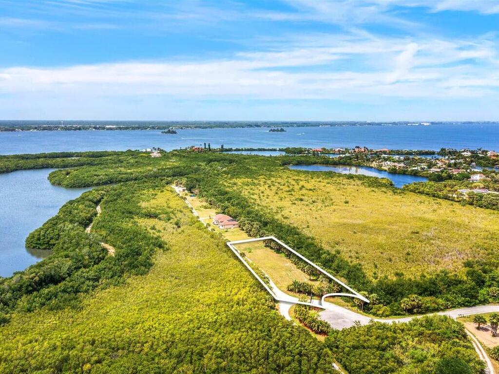 1972 Great Belt Circle