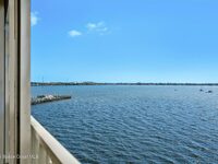104 Riverside Drive Unit #402