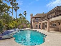155 Utopia Circle