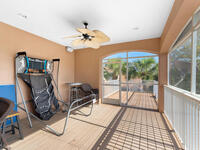 922 Balmoral Way