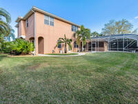 922 Balmoral Way