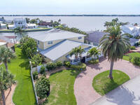 4 Willow Green Drive