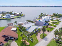 4 Willow Green Drive