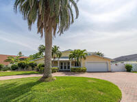4 Willow Green Drive