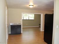 18 Knollwood Drive