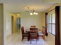 881 Sunnybrook Lane