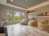 2902 Emeldi Lane