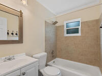 336 SW Wilmette Avenue