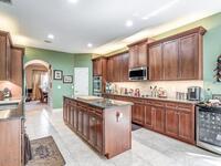 3696 Peninsula Circle