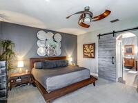 3696 Peninsula Circle