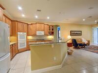 844 Chatsworth Drive