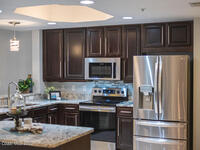 93 Delannoy Avenue Unit #1002