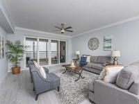 93 Delannoy Avenue Unit #1002