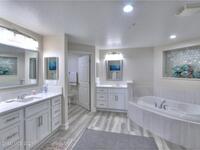 93 Delannoy Avenue Unit #906