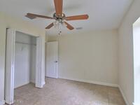 1048 Hunt Street