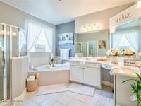 3566 Peninsula Circle