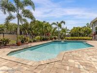 823 Lorenza Place