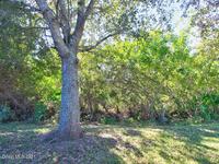 932 Tavernier Circle