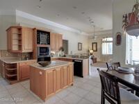 1140 Starling Way