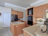 1140 Starling Way