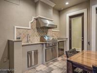 5048 Duson Way