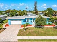 220 Pineapple Street