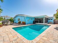 220 Pineapple Street
