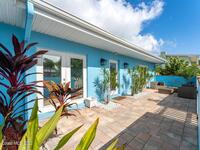 220 Pineapple Street