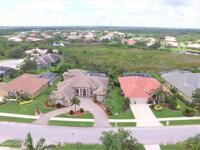 834 Chatsworth Drive