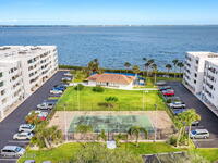 5011 Dixie Highway Unit #106