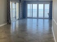 93 Delannoy Avenue Unit #801