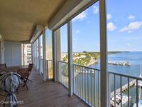 93 Delannoy Avenue Unit #801