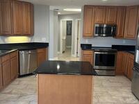 93 Delannoy Avenue Unit #801