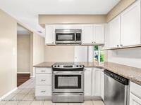 110 Citrus Boulevard