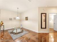 1055 Venetian Drive Unit #102